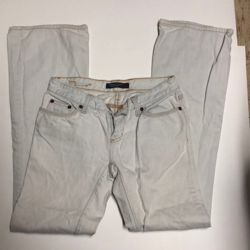 NWOT American eagle white jeans size 0